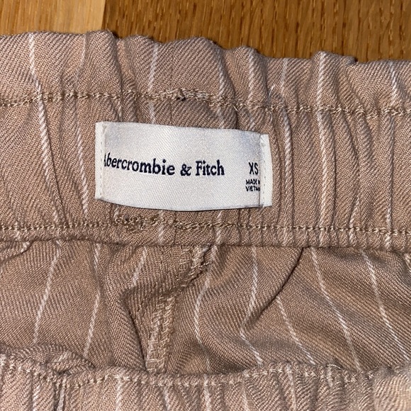Abercrombie Brown Pinstripe Pants - Picture 3 of 5